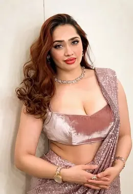 Watch Aditi Mistry Teasing with Deep Cleavage, Cameltoe & Big Ass and Pouring Ice Cream in Cleavage