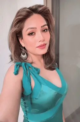 Zoya Rathore Fully Nude In BTS, Getting Cum On Her Pussy By Co