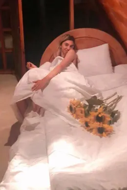 British Paki Snapchat Girl Fully Nude Stripping Ass Show Leaked Pics And Videos