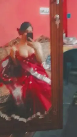 Desi Girlfriend Leaked Nude Photos Teasing and Stripping Fully Nude