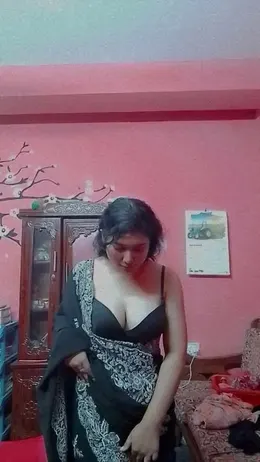 Desi Girlfriend Leaked Nude Photos Teasing and Stripping Fully Nude