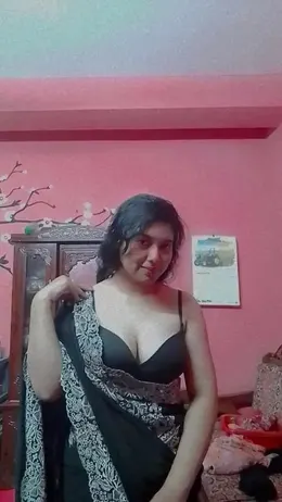 Desi Girlfriend Leaked Nude Photos Teasing and Stripping Fully Nude