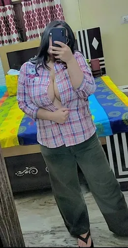 Tanu Cherry Insta Influencer Hairy Pussy Fat Boobs and Horny Self Fuck Leaked Clips