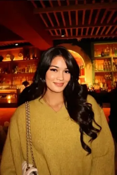 Fifi Sharma Nude masturbating with dildo in pussy leaked