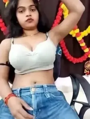 Husan Malika StripChat Boobs and Pussy Tease