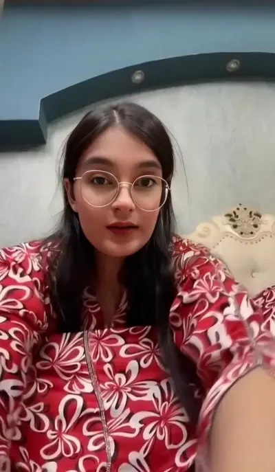 Desi GF Fully Nude Boobs Bouncing Wet Pussy Rubbing Horny Moves