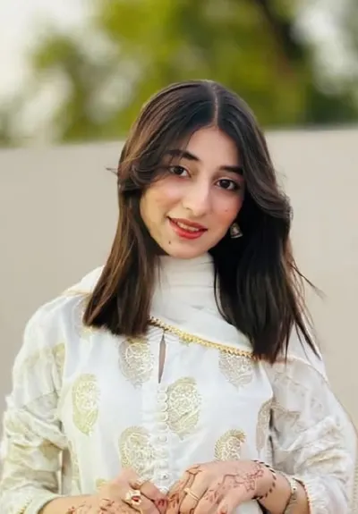 Maham Malik Rubs Her Pussy Hard Fully Nude In The Bathroom