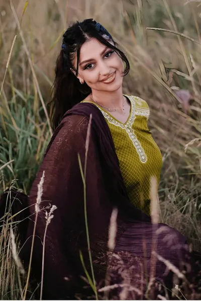 Diva Flawless Nude Tease Dancing and Horny Moves in Changing Room