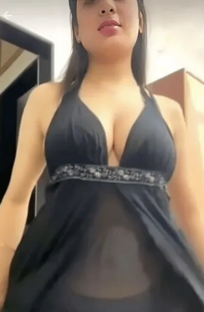 Aaishaa Masturbating Hard with Vibrator Teasing Fully Nude and Showing Asshole Live