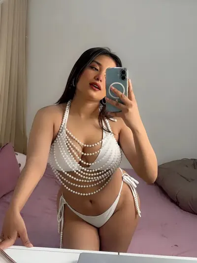 Famous Sexy Desi Babe Bikini Strip Tease Asshole And Juicy Boobs Exposed