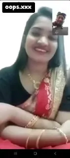 Desi Married Wife Fully Nude Masturbating with Lipstick Bottle