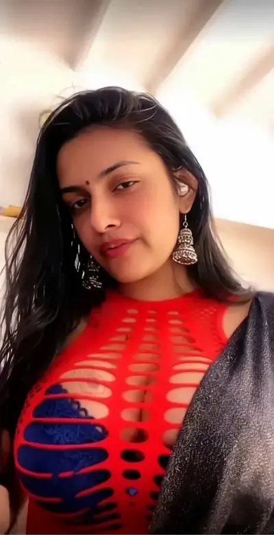 Nishala Nishshanka Sri Lankan Model Rubbing Pussy On Live
